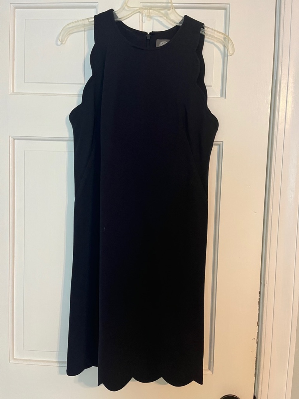 Classic Navy Blue Scallop Sleeveless Dress - Vince Camino